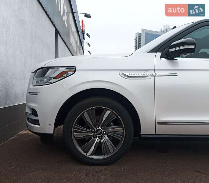 Позашляховик / Кросовер Lincoln Navigator 2018 в Києві