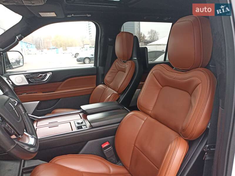 Позашляховик / Кросовер Lincoln Navigator 2018 в Києві