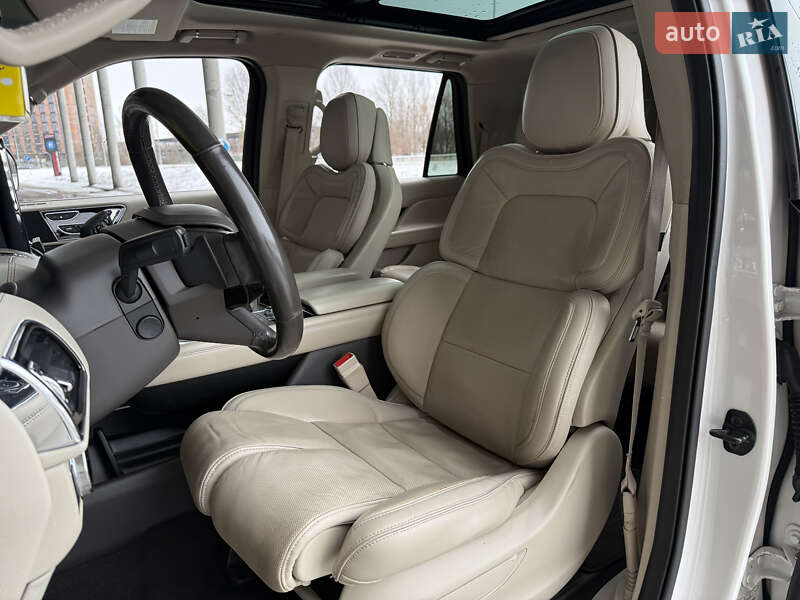 Внедорожник / Кроссовер Lincoln Navigator 2018 в Киеве фото 10 Внедорожник / Кроссовер Lincoln Navigator 2018 в Киеве