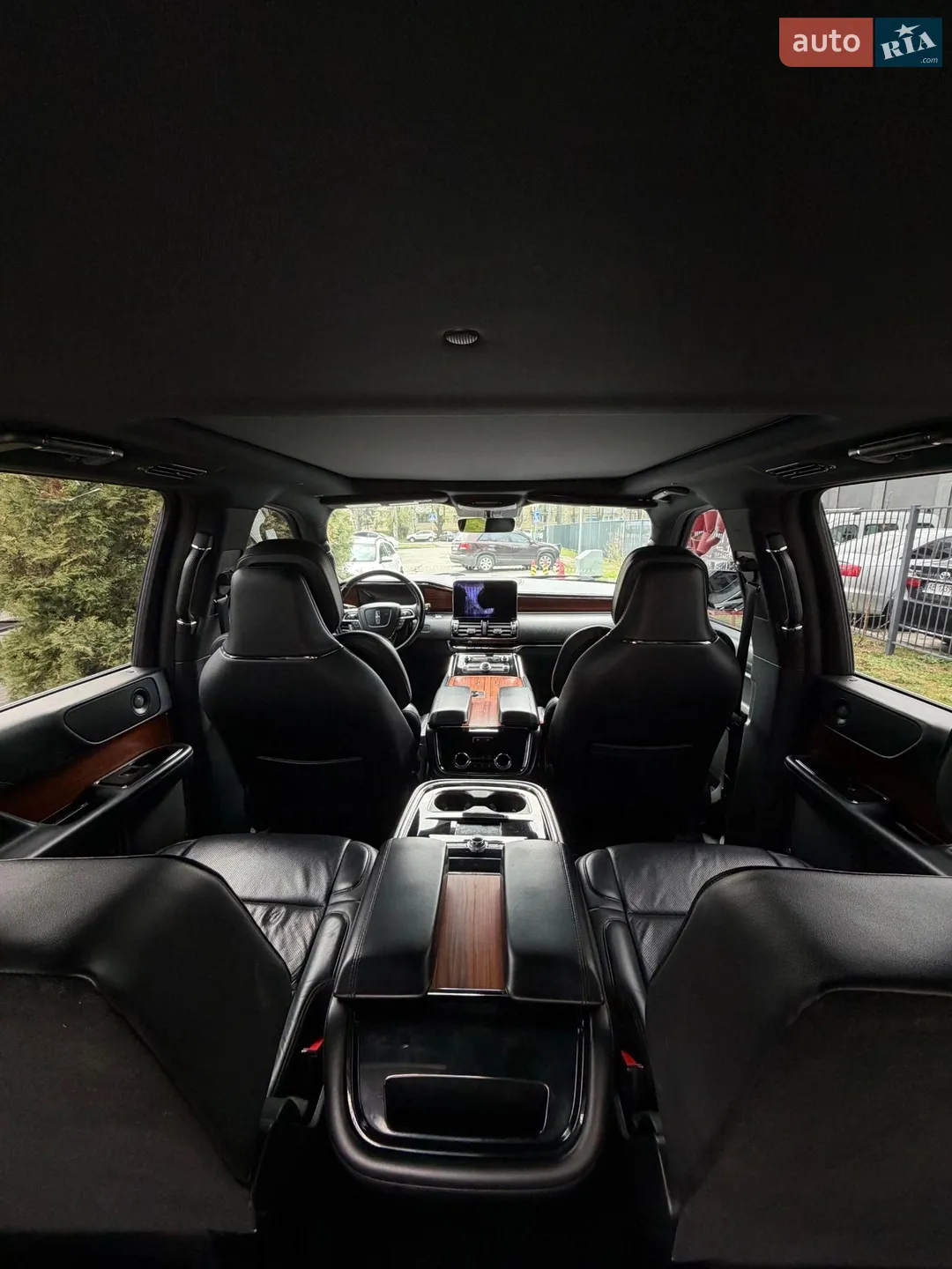2018 Lincoln Navigator - мініатюра 23