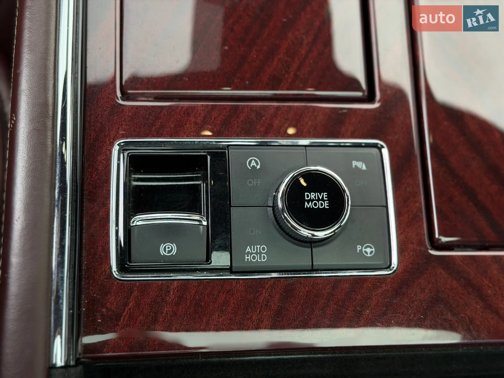 2018 Lincoln Navigator - мініатюра 23