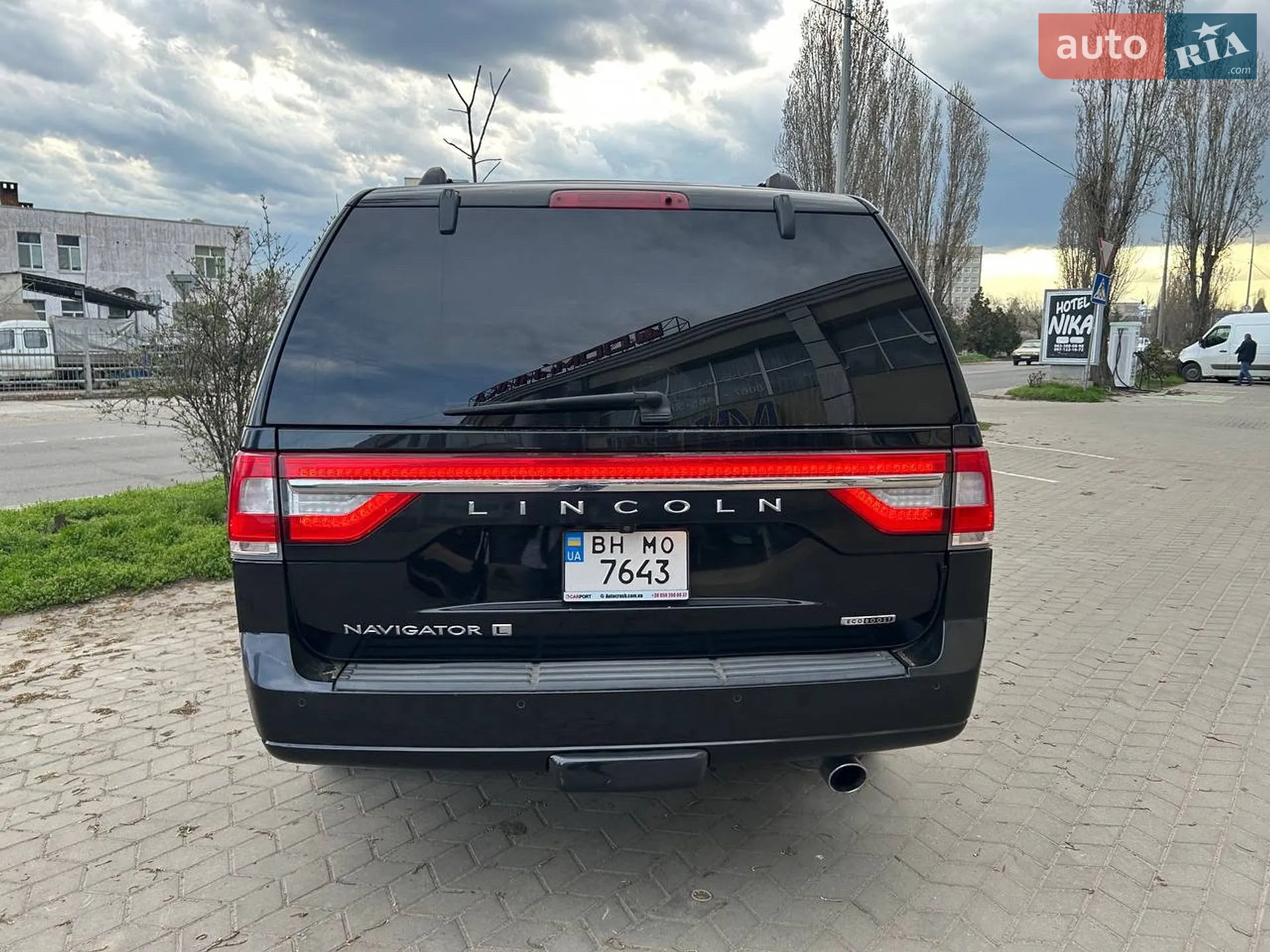 2015 Lincoln Navigator - мініатюра 2