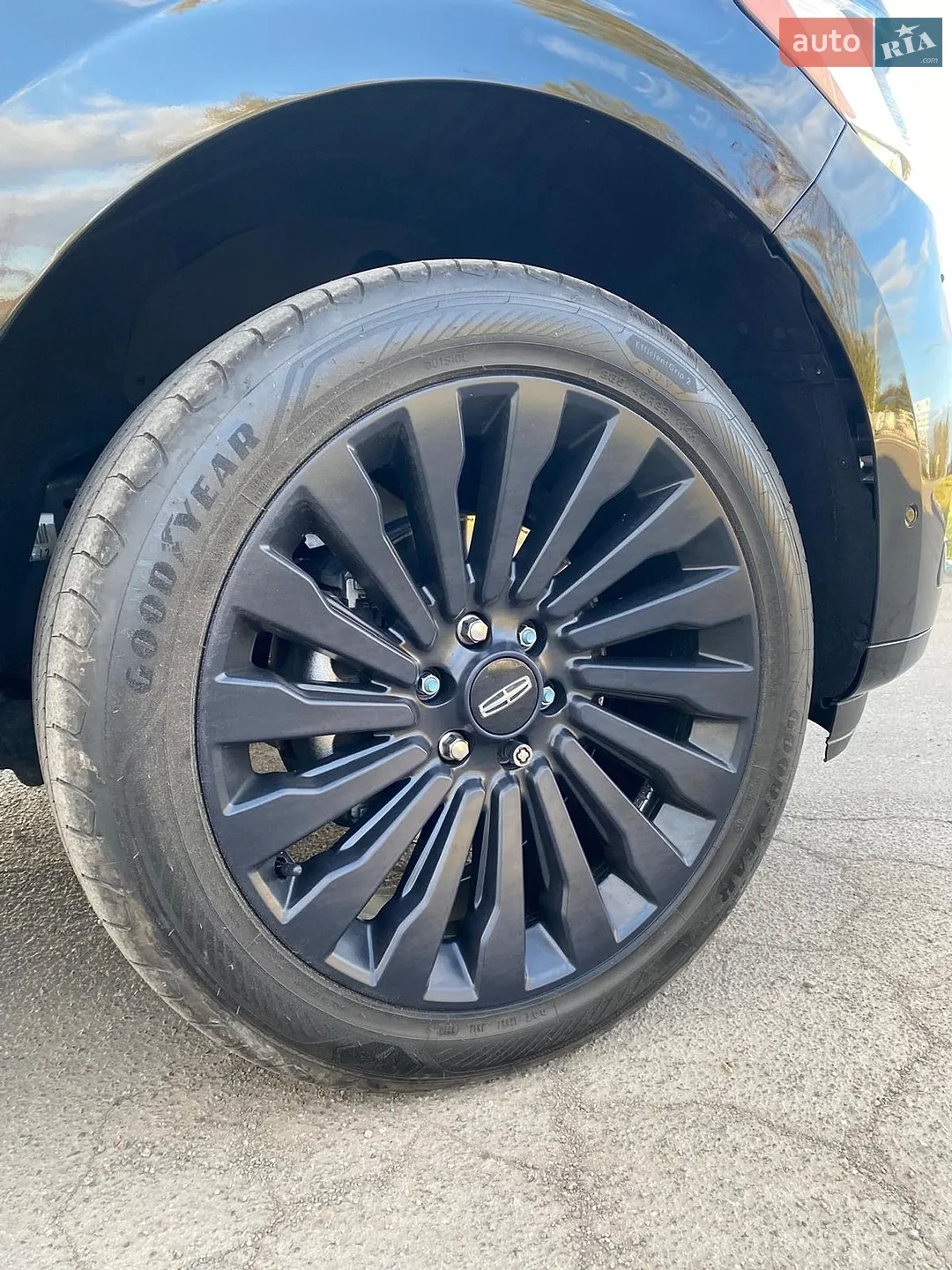 2022 Lincoln Navigator - мініатюра 10