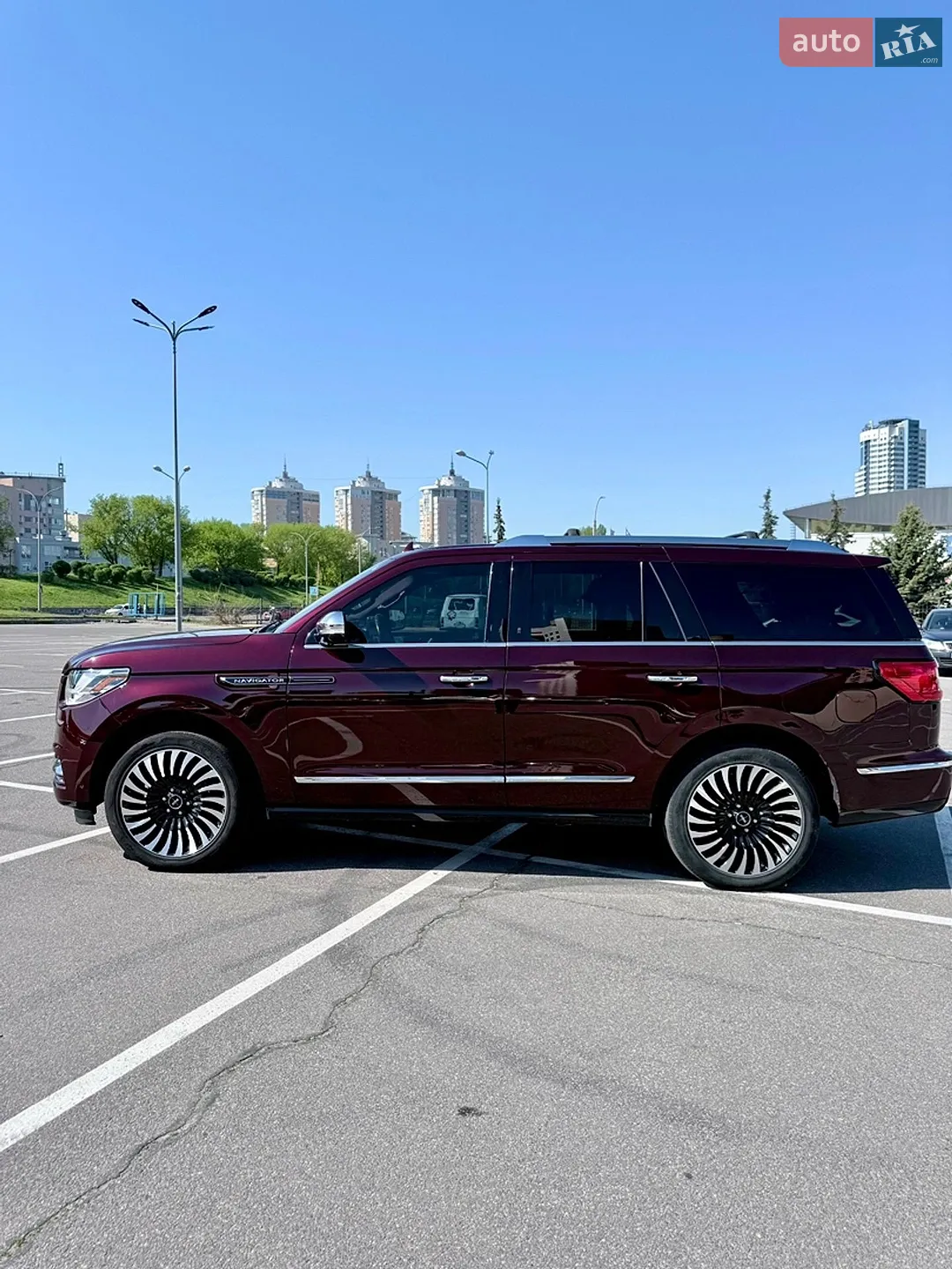 2018 Lincoln Navigator - мініатюра 4