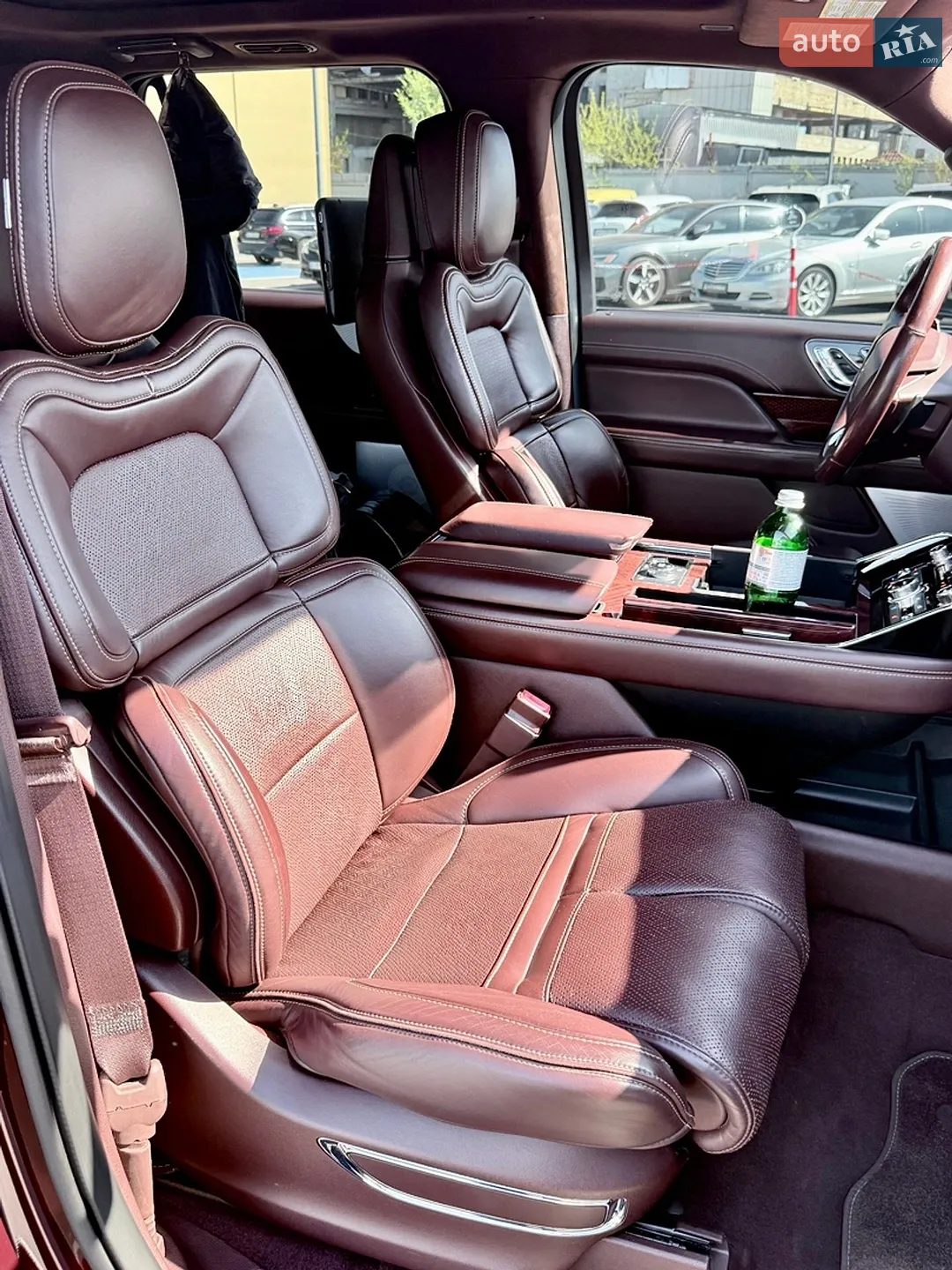 2018 Lincoln Navigator - мініатюра 30