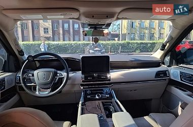 Внедорожник / Кроссовер Lincoln Navigator 2021 в Каменском
