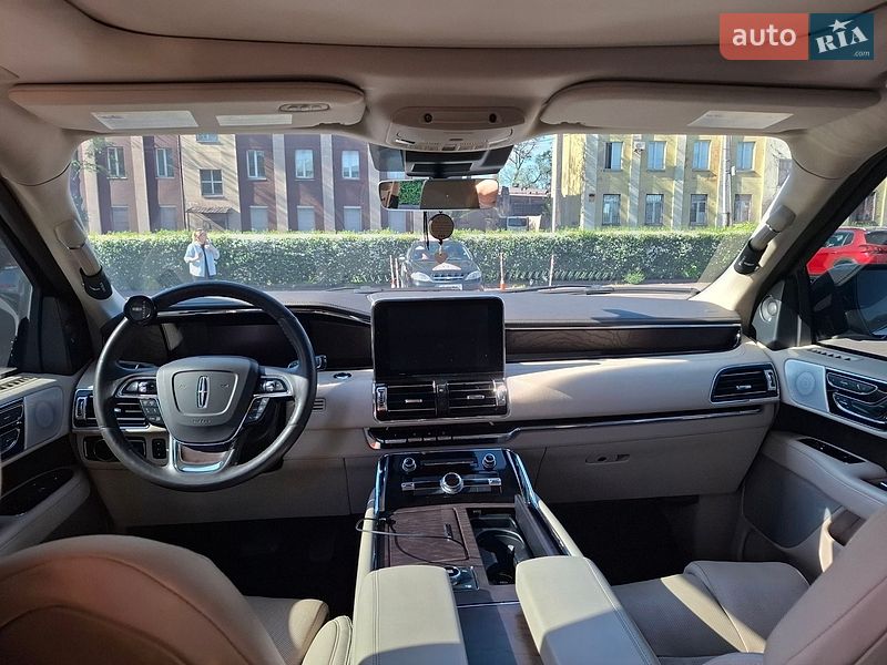 Внедорожник / Кроссовер Lincoln Navigator 2021 в Каменском
