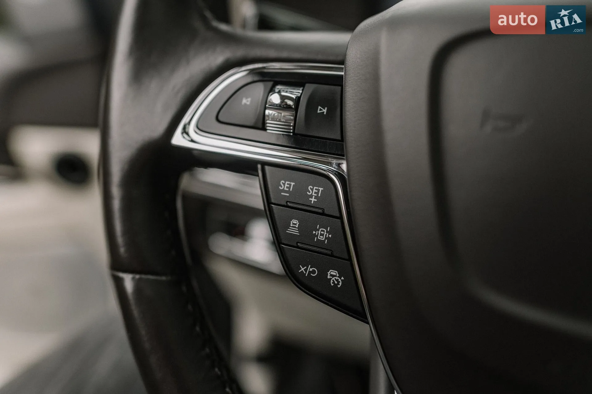 2022 Lincoln Navigator - мініатюра 47