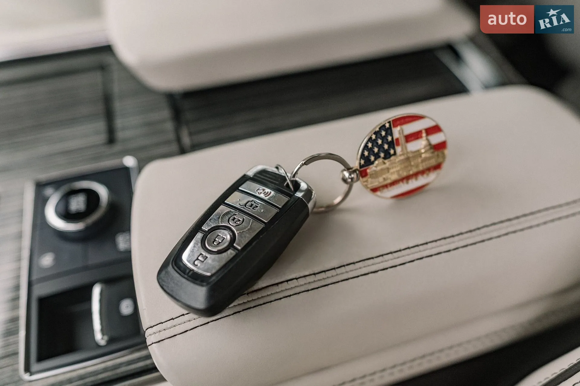 2022 Lincoln Navigator - мініатюра 83