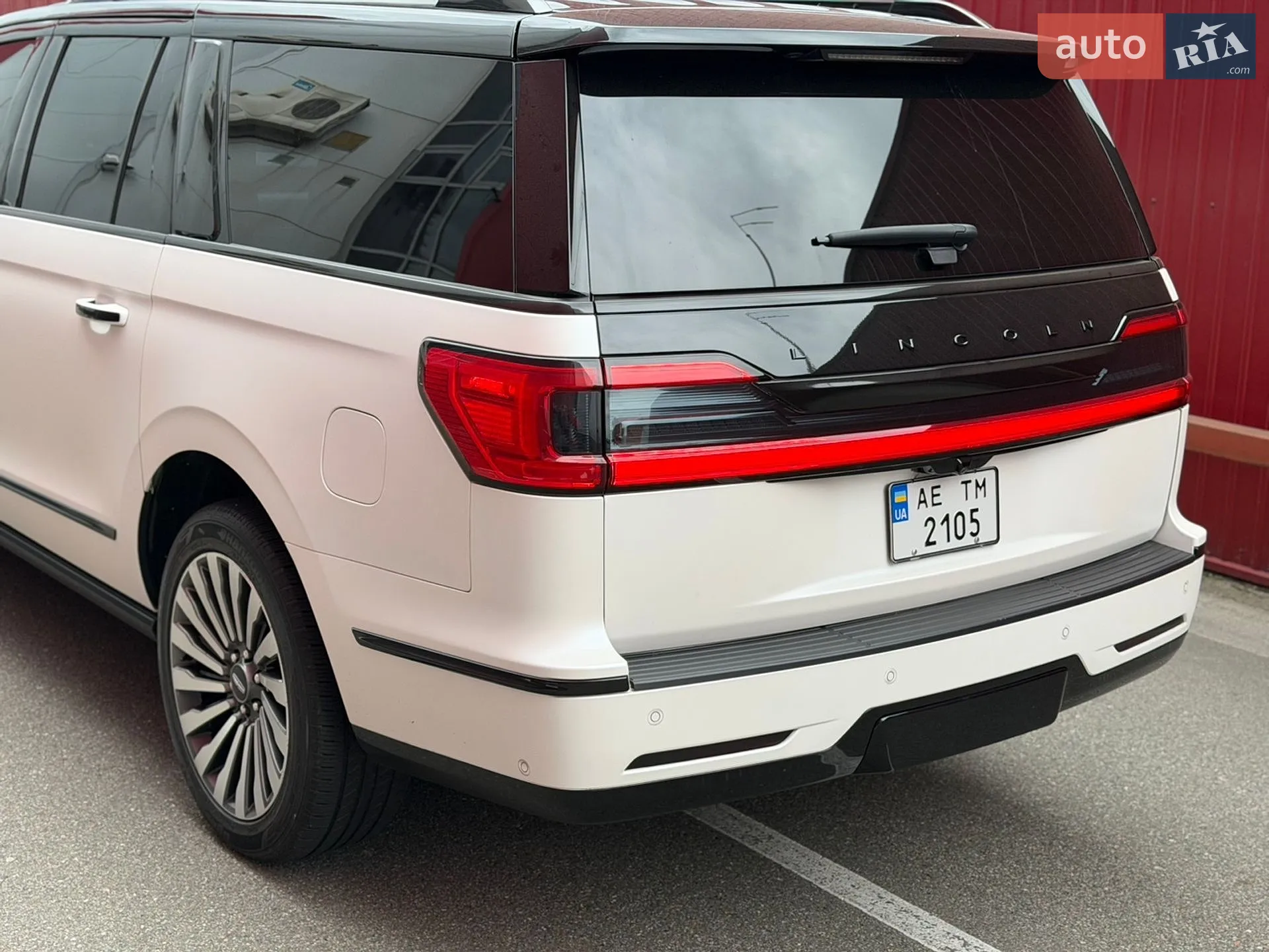 2019 Lincoln Navigator - мініатюра 18