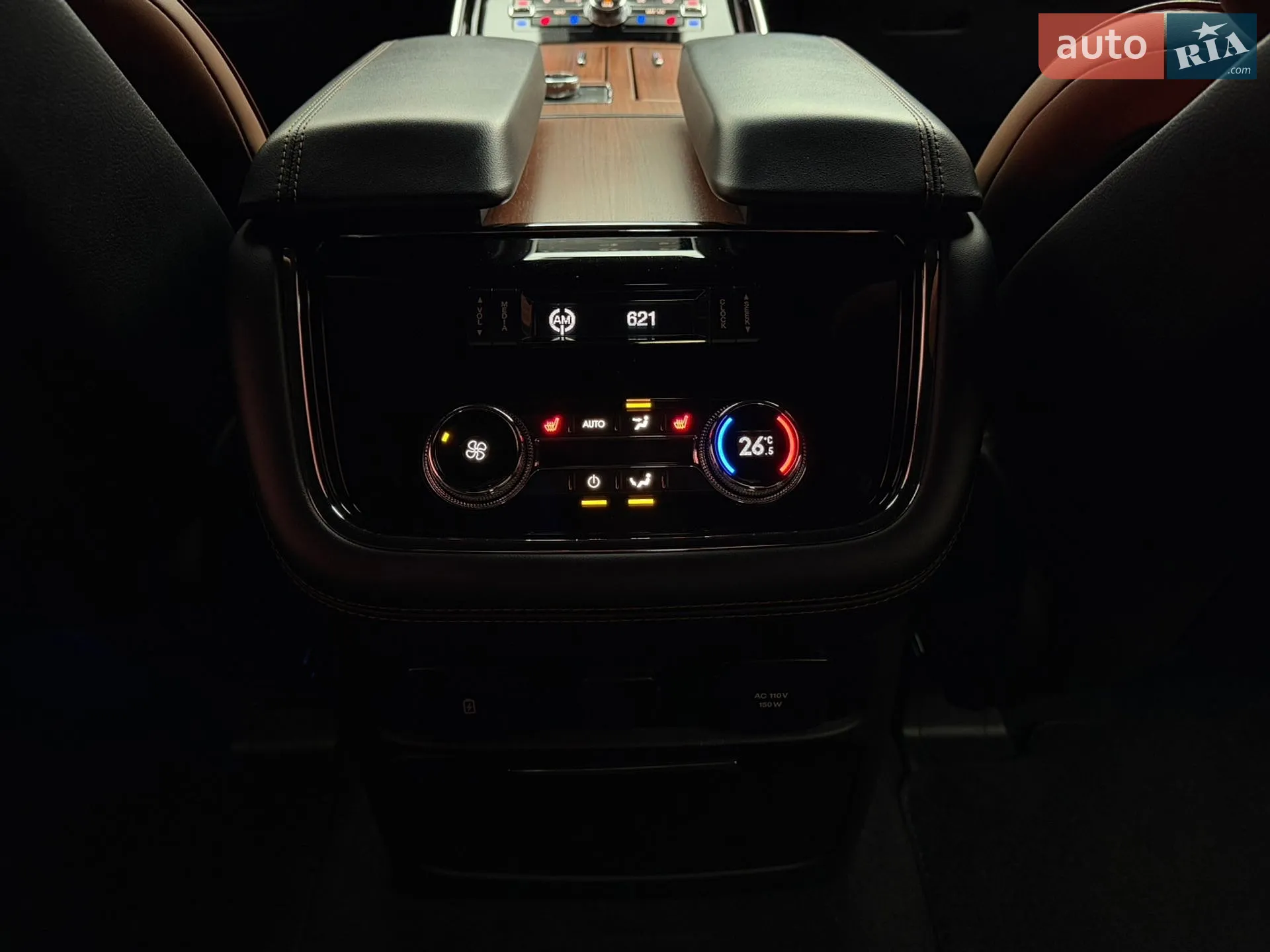 2019 Lincoln Navigator - мініатюра 34