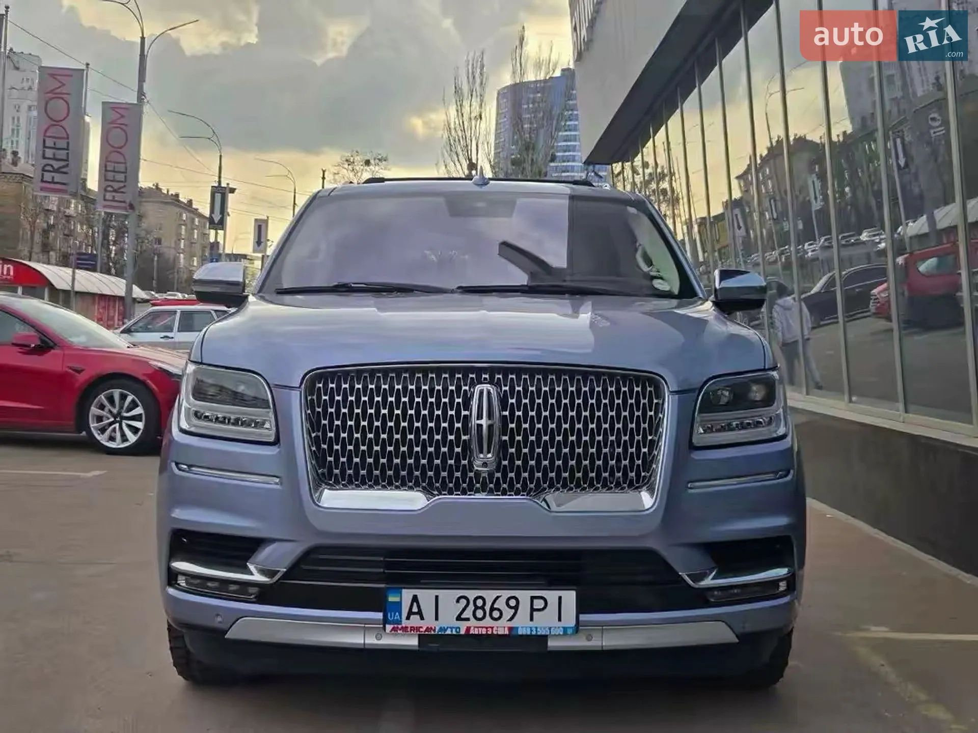 2020 Lincoln Navigator - мініатюра 2