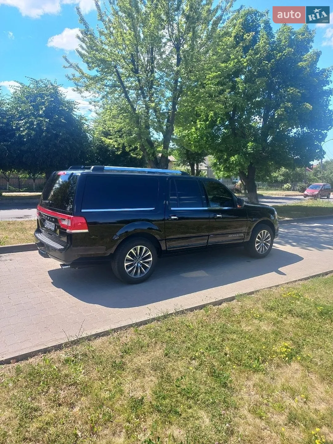 2016 Lincoln Navigator - мініатюра 30