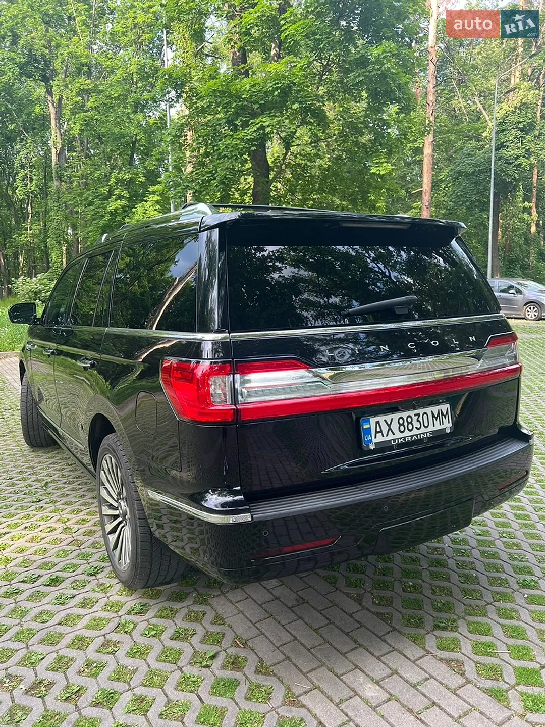 2019 Lincoln Navigator - мініатюра 16