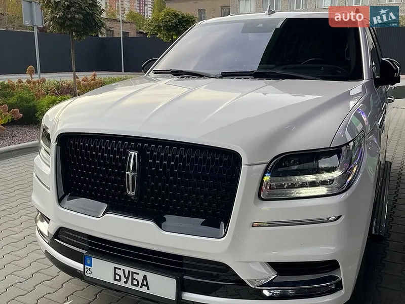 Lincoln Navigator