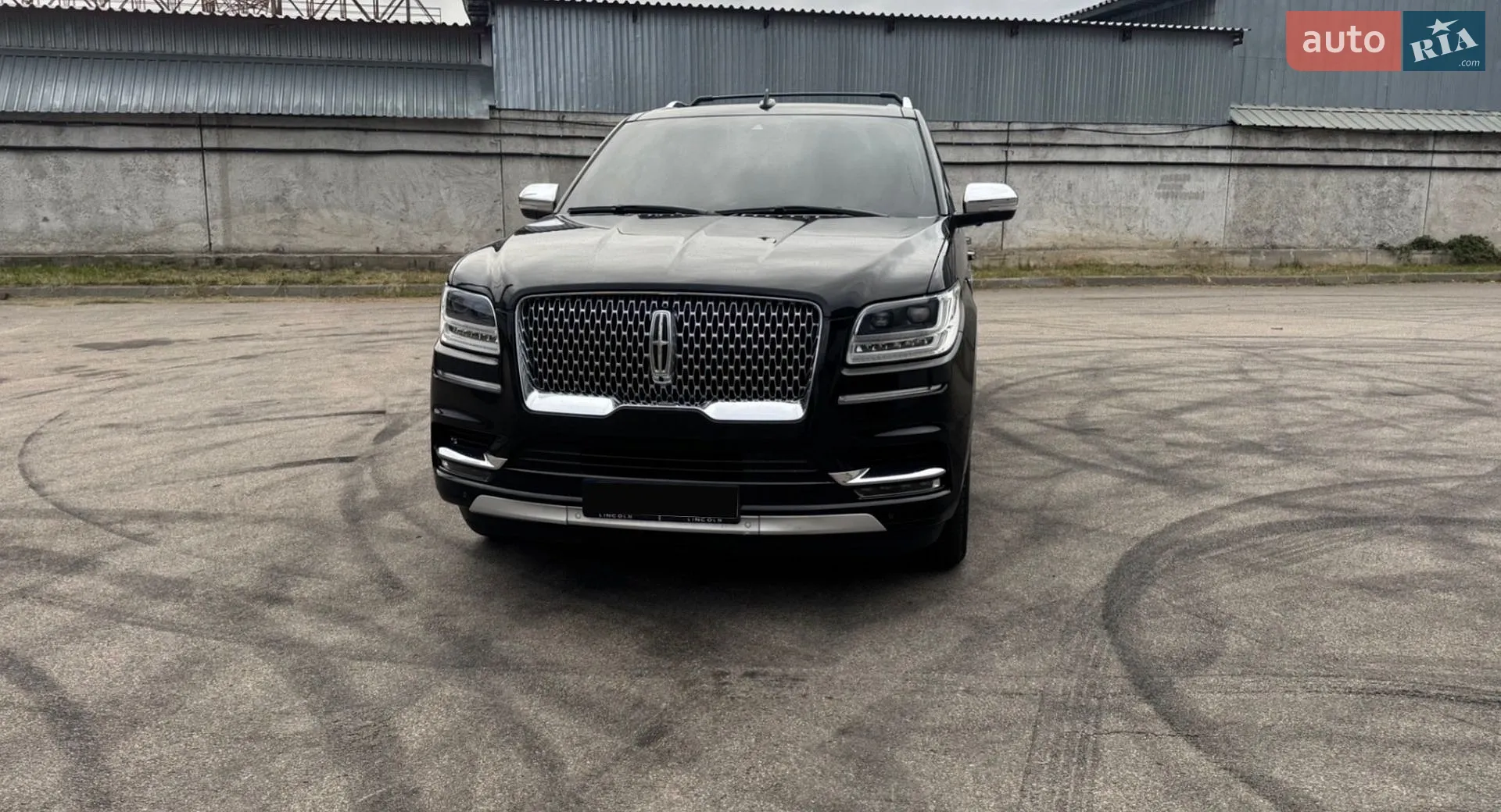 2018 Lincoln Navigator - мініатюра 3