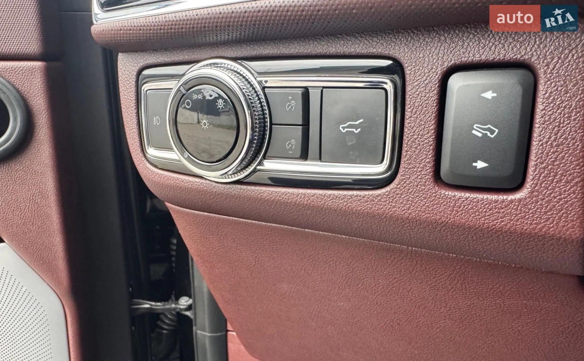 2018 Lincoln Navigator - мініатюра 20