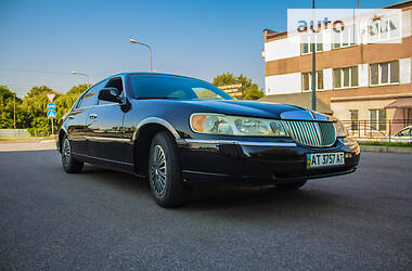 Лимузин Lincoln Town Car 1999 в Виннице