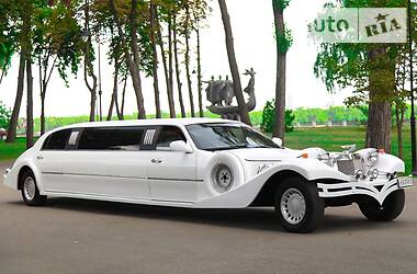 Лимузин Lincoln Town Car 2002 в Киеве