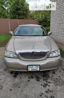 Седан Lincoln Town Car 2003 в Запорожье