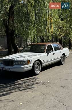 Седан Lincoln Town Car 1989 в Ирпене