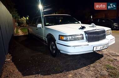Седан Lincoln Town Car 1996 в Полтаве