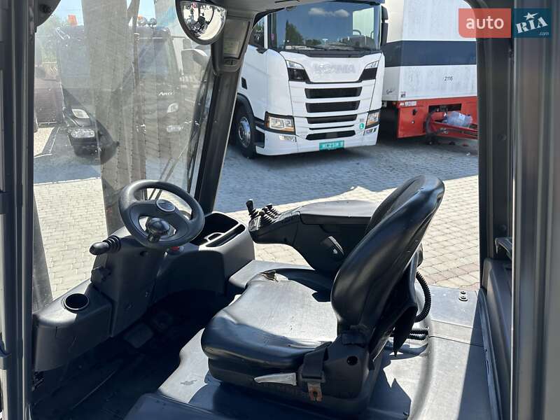 Вилочный погрузчик Linde E 16P 2014 в Залещиках
