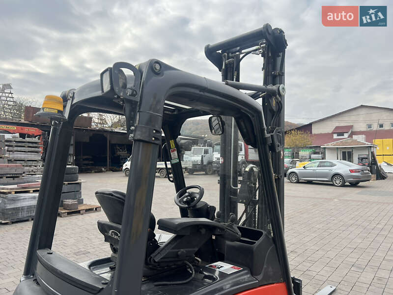 Вилочный погрузчик Linde E 16PH-02 2011 в Тячеве