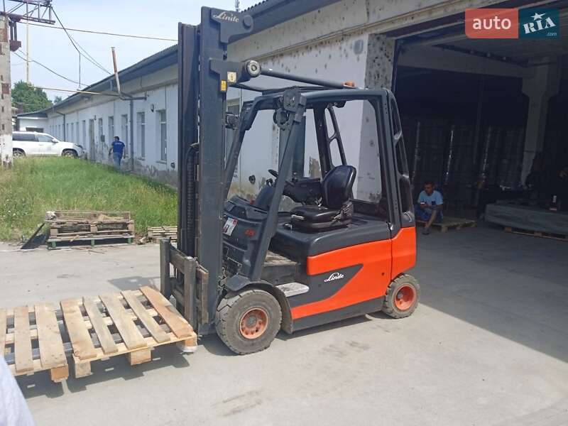 Вилочный погрузчик Linde E 25 2012 в Ужгороде фото 10 Вилочный погрузчик Linde E 25 2012 в Ужгороде