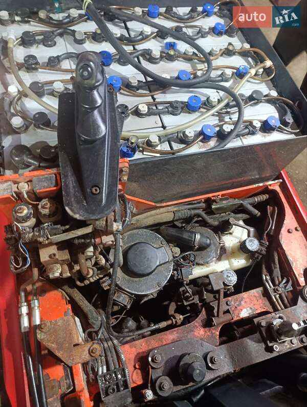 Вилочный погрузчик Linde E16C 2003 в Подгородном фото 14 Вилочный погрузчик Linde E16C 2003 в Подгородном