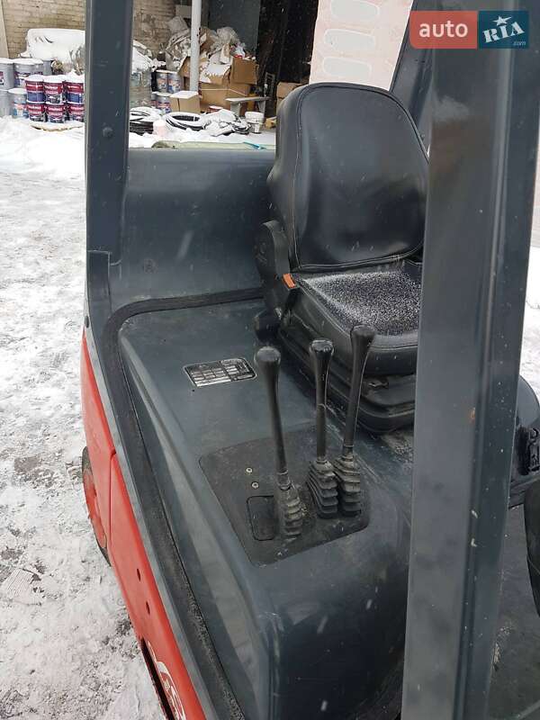 Вилочный погрузчик Linde H 18T 2008 в Луцке фото 9 Вилочный погрузчик Linde H 18T 2008 в Луцке