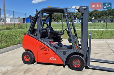 Вилочный погрузчик Linde H-25-T-02 2015 в 