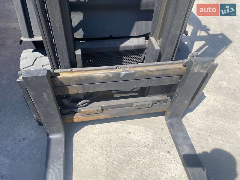 Вилочный погрузчик Linde H 25D 2007 в Луцке