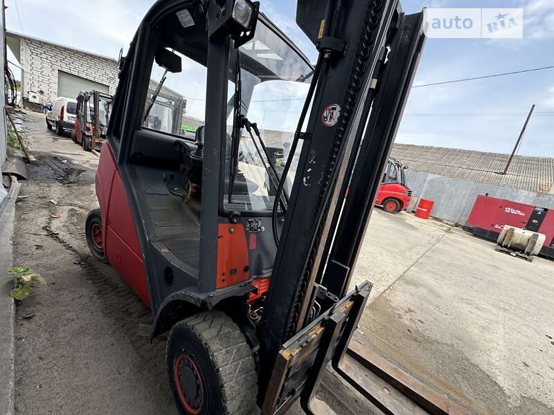 Вилочный погрузчик Linde H 25D 2004 в Луцке