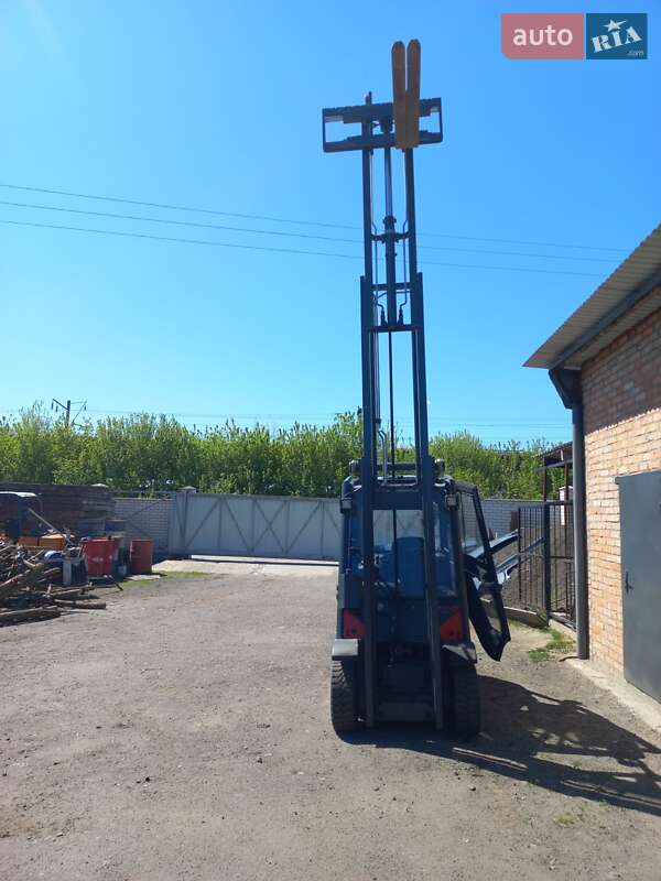 Вилочный погрузчик Linde H 25T-03 2014 в Рожище