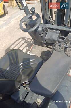 Вилочный погрузчик Linde H 25T-03 2015 в 