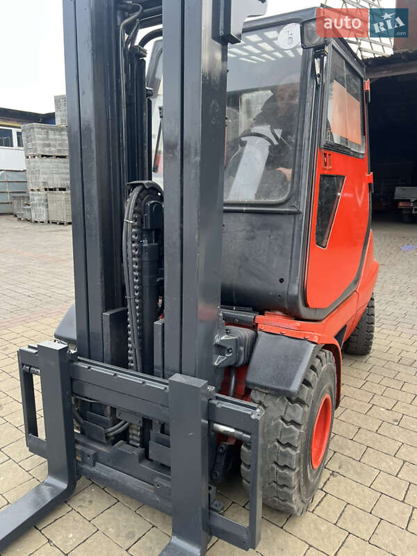 Вилочний навантажувач Linde H 30D 2004 в Тячеві