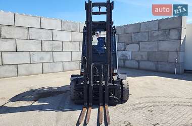 Вилочный погрузчик Linde H 40 T-02 2012 в 