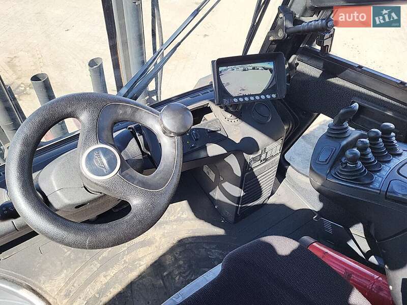 Вилочний навантажувач Linde H 40 T-02 2012 в Немирові
