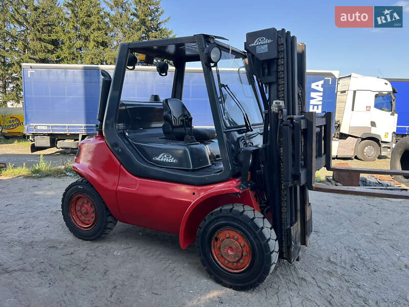 Вилочный погрузчик Linde H 40D 2000 в Луцке