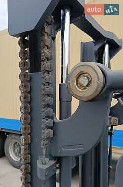 Вилочный погрузчик Linde H20T 2007 в 