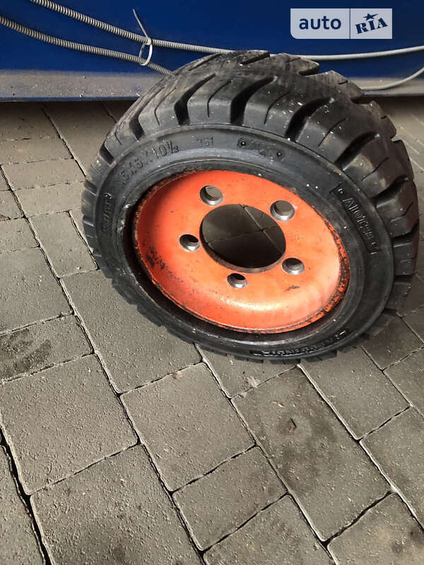 Вилочный погрузчик Linde H30Т 2010 в Тячеве