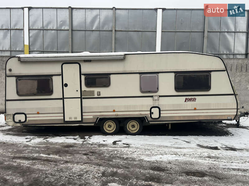 LMC Caravan 1993