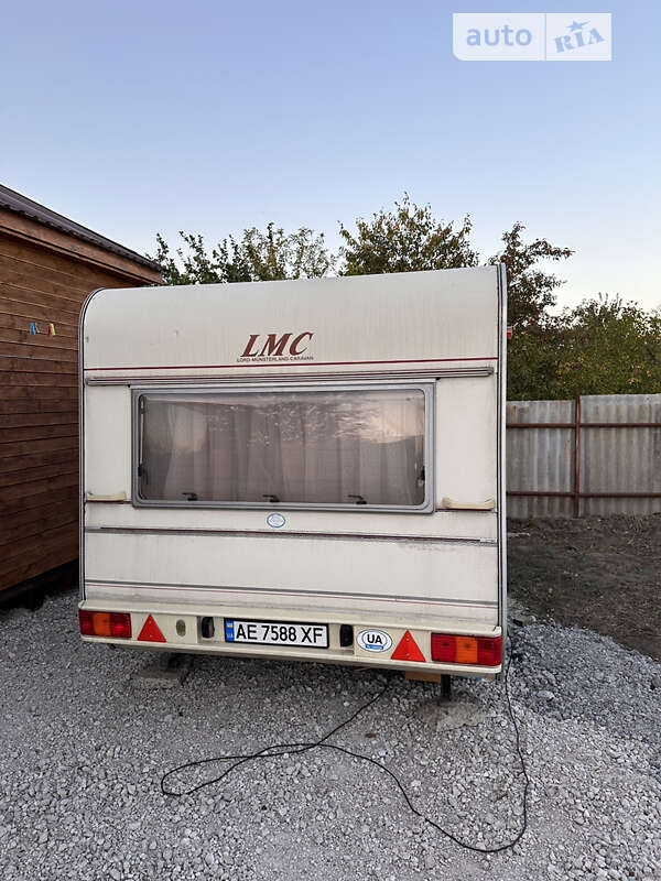 Прицеп дача LMC Luxus 1994 в Новомосковске фото 2 Прицеп дача LMC Luxus 1994 в Новомосковске