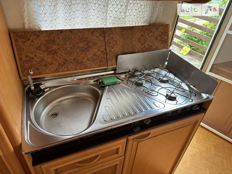 Прицеп дача LMC Luxus 1994 в Новомосковске фото 16 Прицеп дача LMC Luxus 1994 в Новомосковске