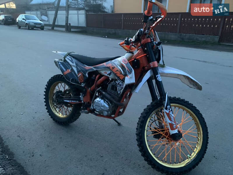 Мотоцикл Кросс Loncin 250 Pro Factory 2023 в Хусті фото 6 Мотоцикл Кросс Loncin 250 Pro Factory 2023 в Хусті