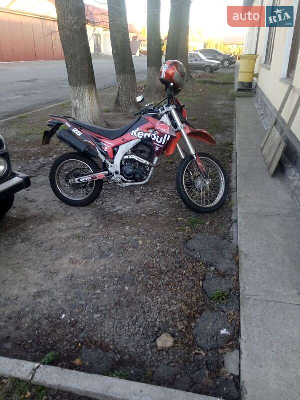 Мотоцикл Кросс Loncin 250CC 2017 в Смеле