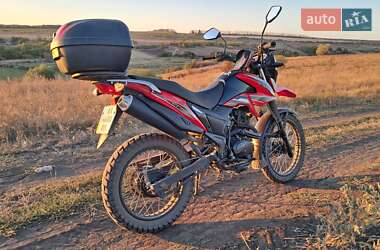 Мотоцикл Позашляховий (Enduro) Loncin LX 200-GY3 2014 в 