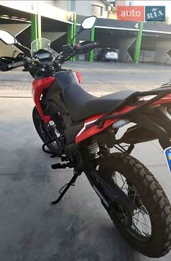 Мотоцикл Супермото (Motard) Loncin LX 200 2018 в 