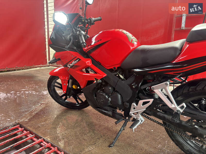 Спортбайк Loncin LX 200 2013 в Высокополье фото 2 Спортбайк Loncin LX 200 2013 в Высокополье